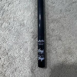 NYX Professional Makeup Vinyl Liquid Liner - Bold Black